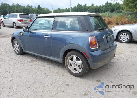 2010 Mini Cooper из США, поврежденный, VIN WMWMF3C51ATZ22976